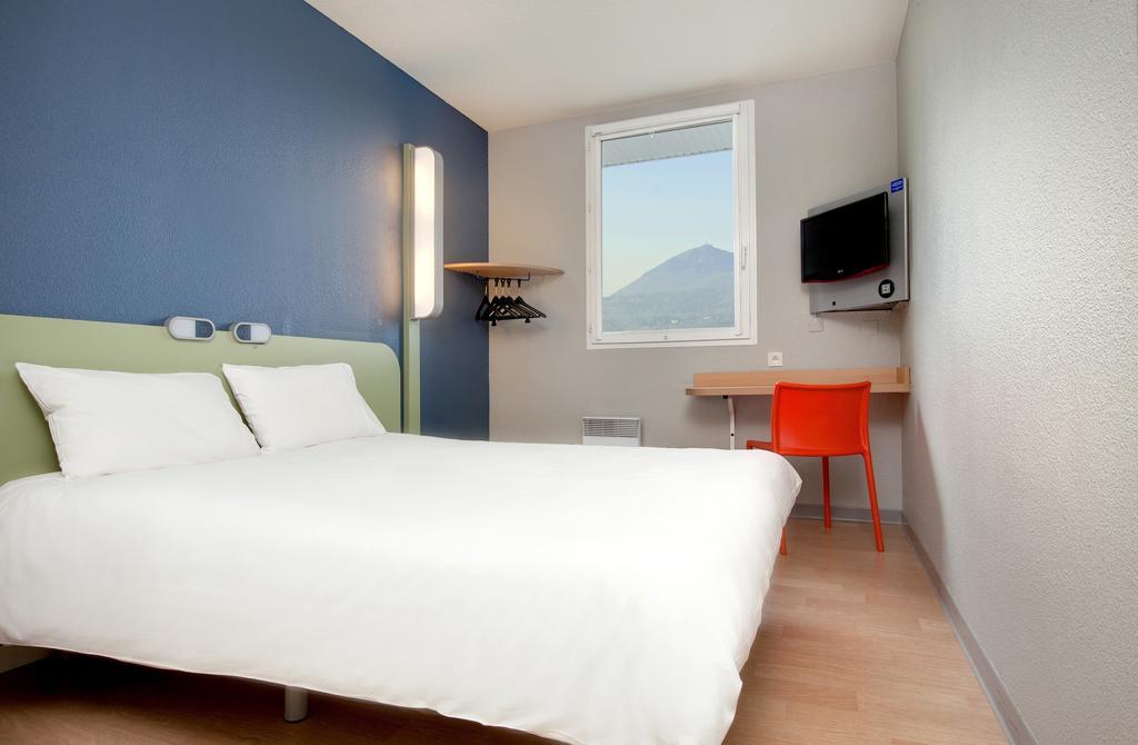 Ibis Budget Clermont Ferrand Nord Риом Номер фото