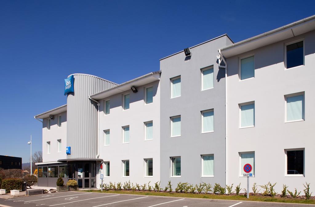 Ibis Budget Clermont Ferrand Nord Риом Экстерьер фото